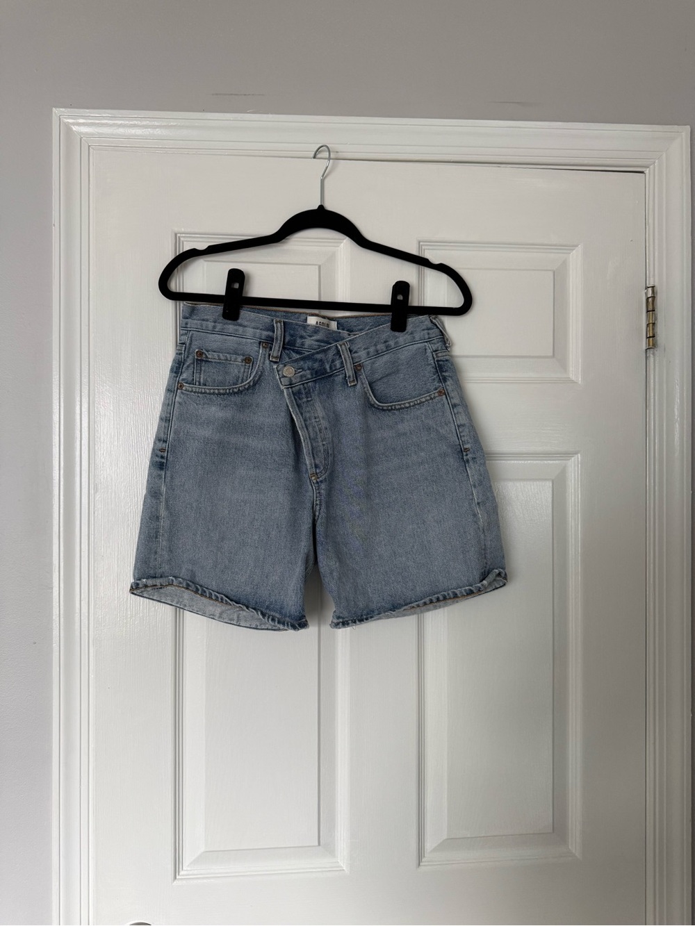 AGOLDE Light Wash Denim Jean Shorts